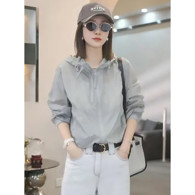 13169984.丹芙娅新款时尚宽松休闲薄款双拉链连帽长袖防晒外套女