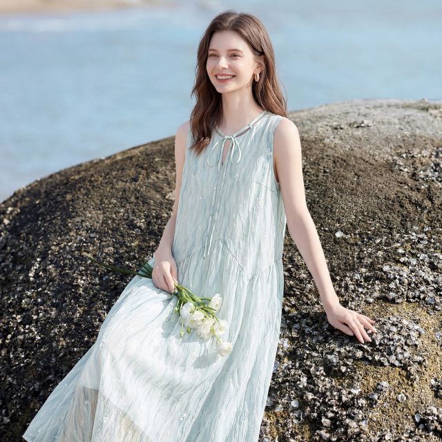 13659047.她池Tachi无袖连衣裙2026夏装新款女装时尚印花圆领系带气质长款A字裙T62Z2086LB