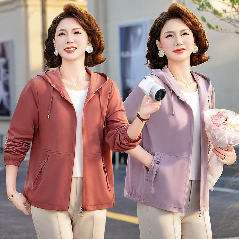 13176388.珍真羊 妈妈装春季连帽夹克开衫洋气宽松休闲外套女