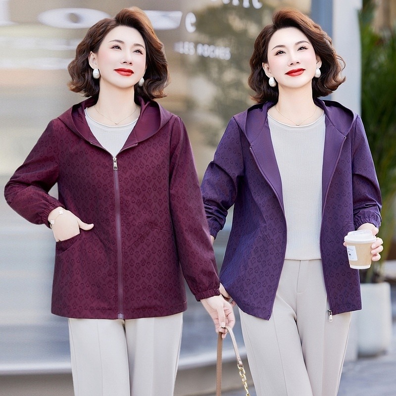 13201905.珍真羊 妈妈装春季连帽夹克上衣洋气宽松减龄外套女
