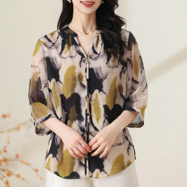 13286350.珍真羊 妈妈装夏季雪纺印花小衫时尚宽松上衣女
