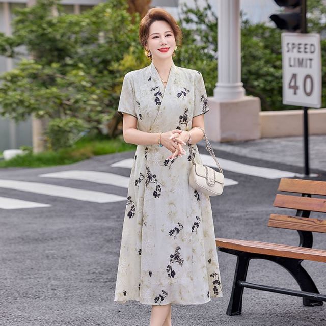 13393808.珍真羊 妈妈装夏季短袖旗袍裙时尚优雅减龄连衣裙女