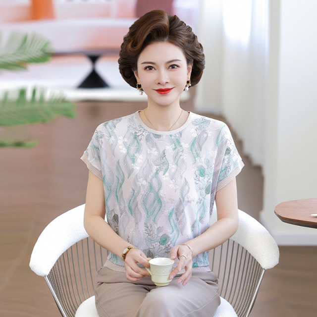 13419872.珍真羊 妈妈装夏季圆领印花短袖上衣时尚百搭薄款T恤女