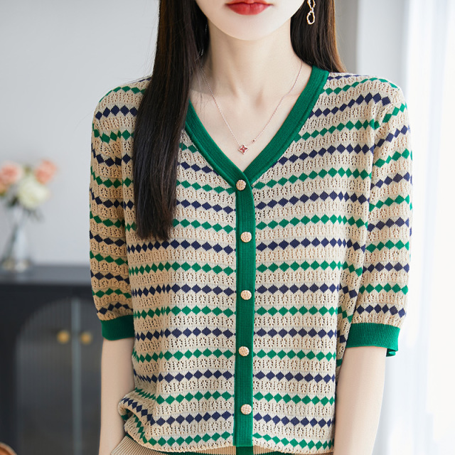 13448250.珍真羊 短袖T恤女夏装时尚V领条纹针织衫