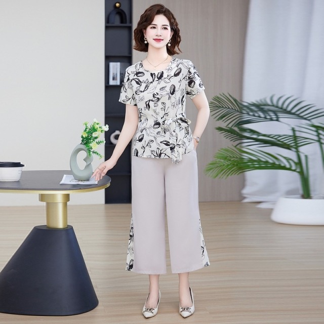 13455663.珍真羊 妈妈装夏季印花短袖套装时尚修身减龄两件套女