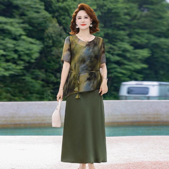 13534368.珍真羊 夏季印花短袖连衣裙套装妈妈装减龄两件套女
