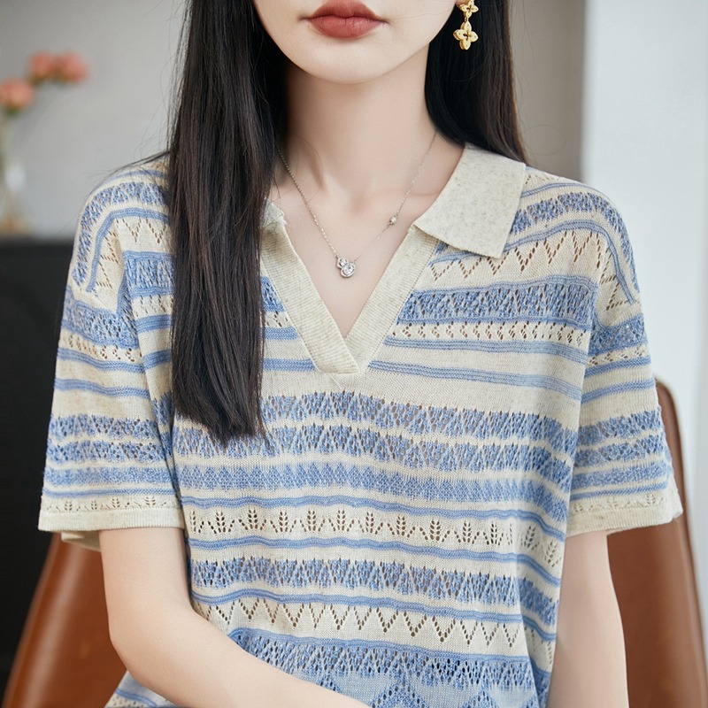 13657864.珍真羊 夏季翻领镂空条纹T恤时尚减龄短袖上衣女