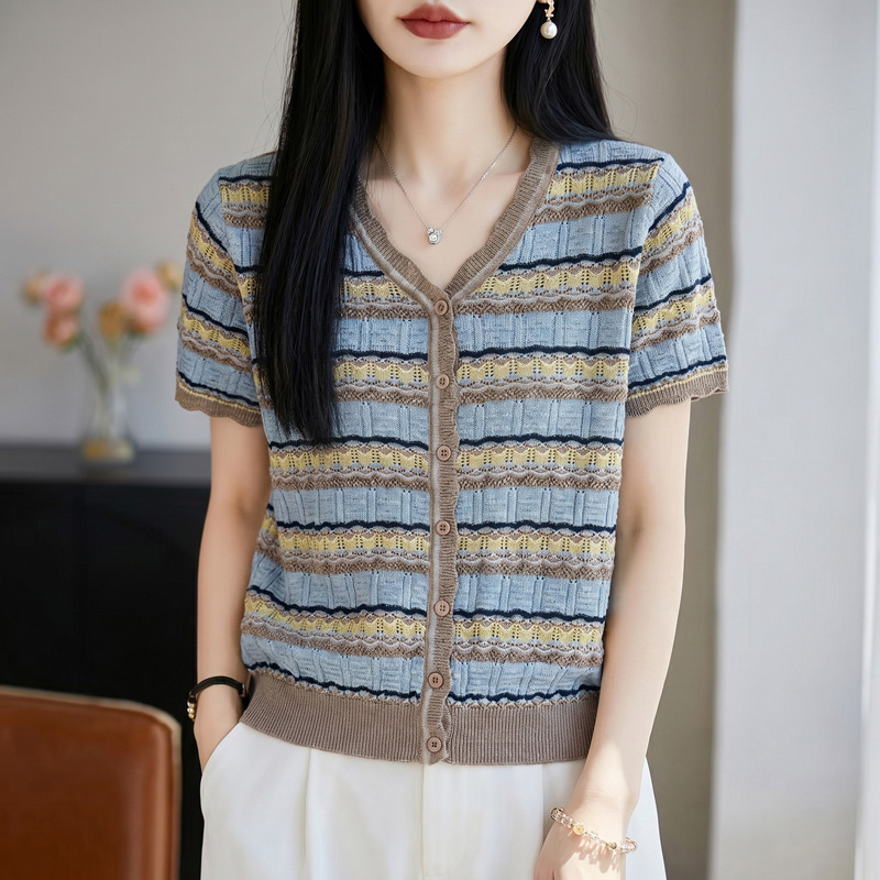 13669163.珍真羊 夏季V领彩条针织上衣天丝薄款短袖T恤女