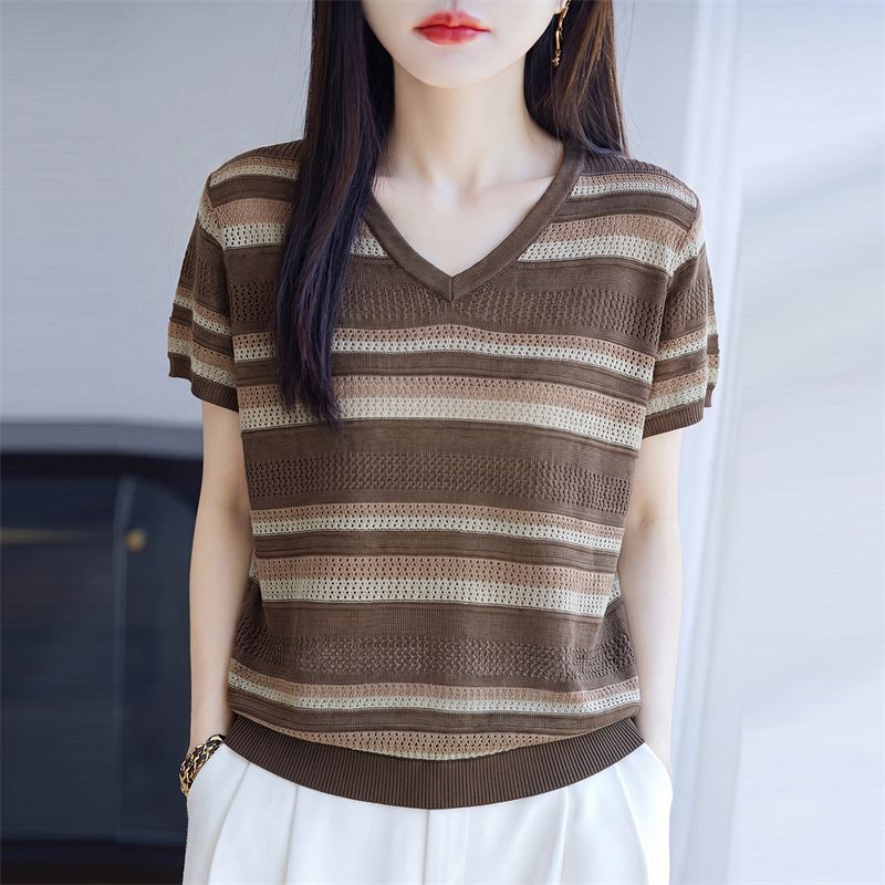13668594.珍真羊 夏季V领条纹针织上衣时尚天丝百搭透气T恤女