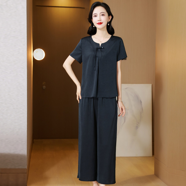 13685651.【珍真羊】妈妈装夏季短袖套装时尚宽松国风两件套女