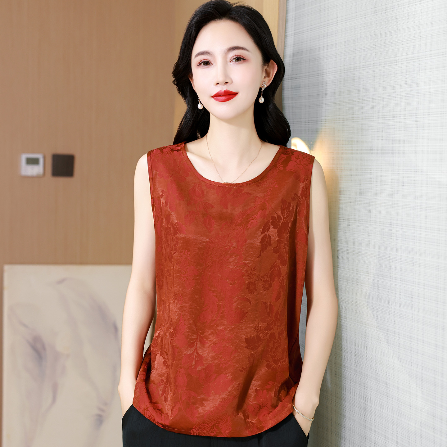 13691127.珍真羊 妈妈装夏季无袖上衣休闲加大码背心T恤女