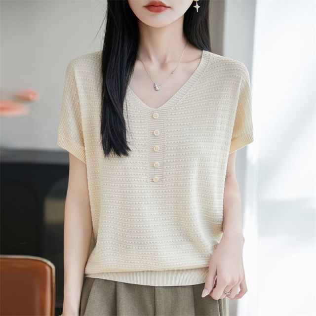 13717125.珍真羊 短袖T恤女夏装新款时尚V领休闲针织衫
