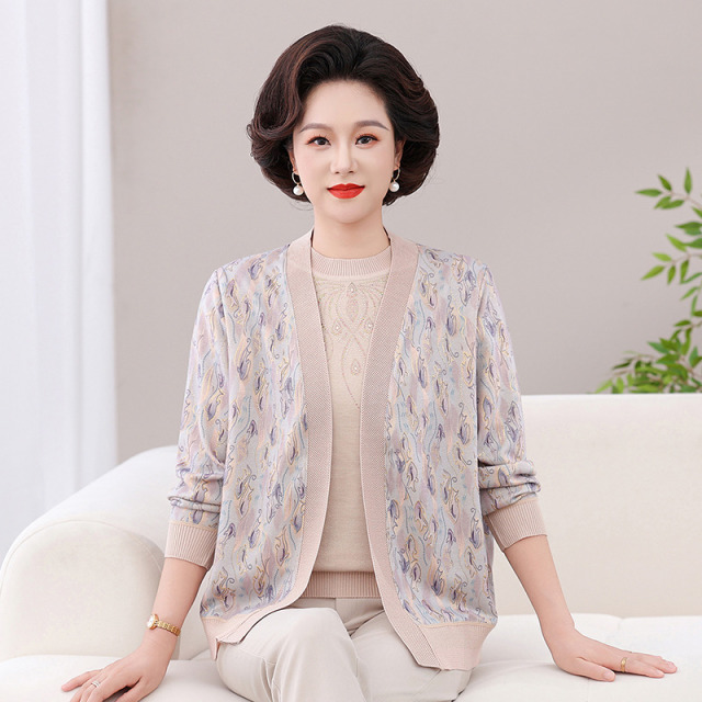 13727905.珍真羊 妈妈装秋季时尚套装印花减龄两件套女
