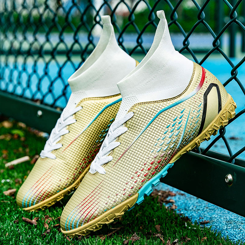 10382040.德国飞鹰春季新款男女款青少年专业长钉碎钉足球鞋
