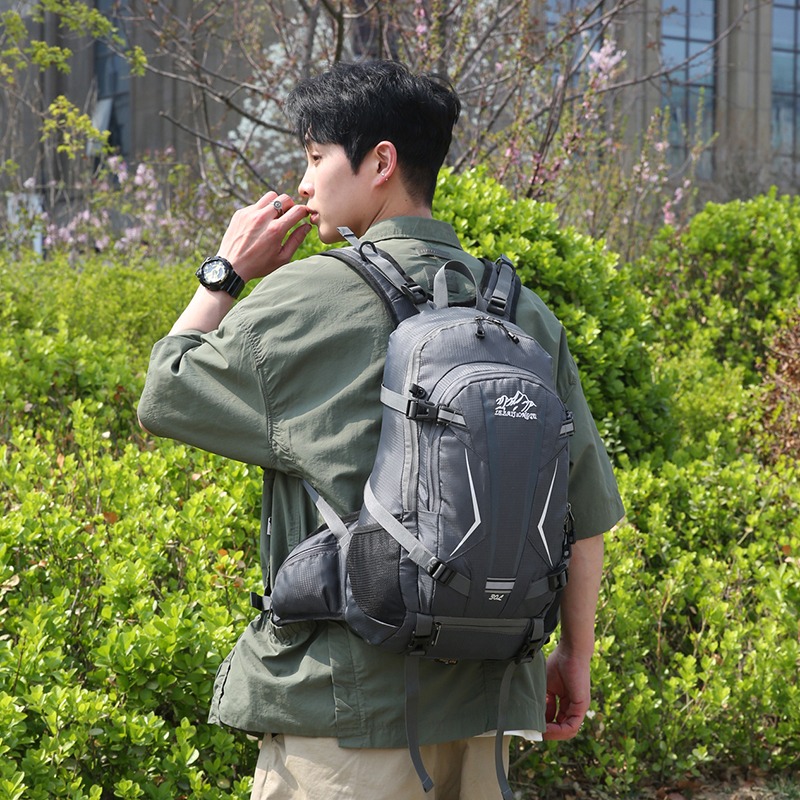 12297730.EH新款户外出行旅游男女款运动双肩背包轻便徒步登山旅行背包