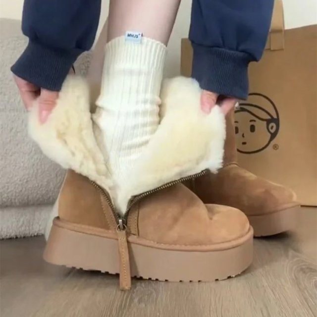 13056340.FANDEI冬季新款厚底加绒加厚东北防寒雪地靴保暖短靴女毛毛绒棉鞋