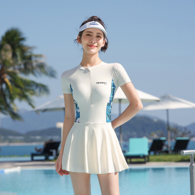 12156770.巴洛尼莫泳衣女夏季新款遮肚显瘦舒适泡温泉游泳馆专用连体保守泳装YY13034