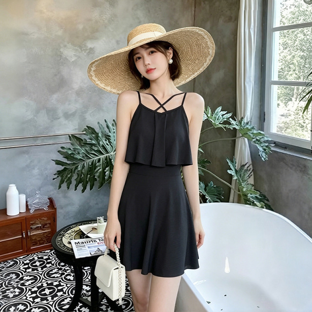 13396195.巴洛尼莫2026新款黑色连体泳衣女挂脖交叉带款保守显瘦温泉泳装YY125690