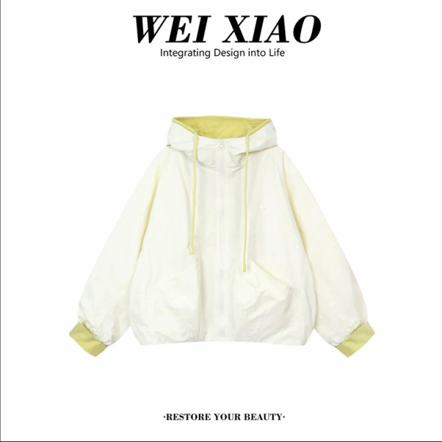 13826650.巴洛尼莫设计感连帽撞色冲锋衣外套女春季2026新款时尚休闲显瘦短款夹克JK855