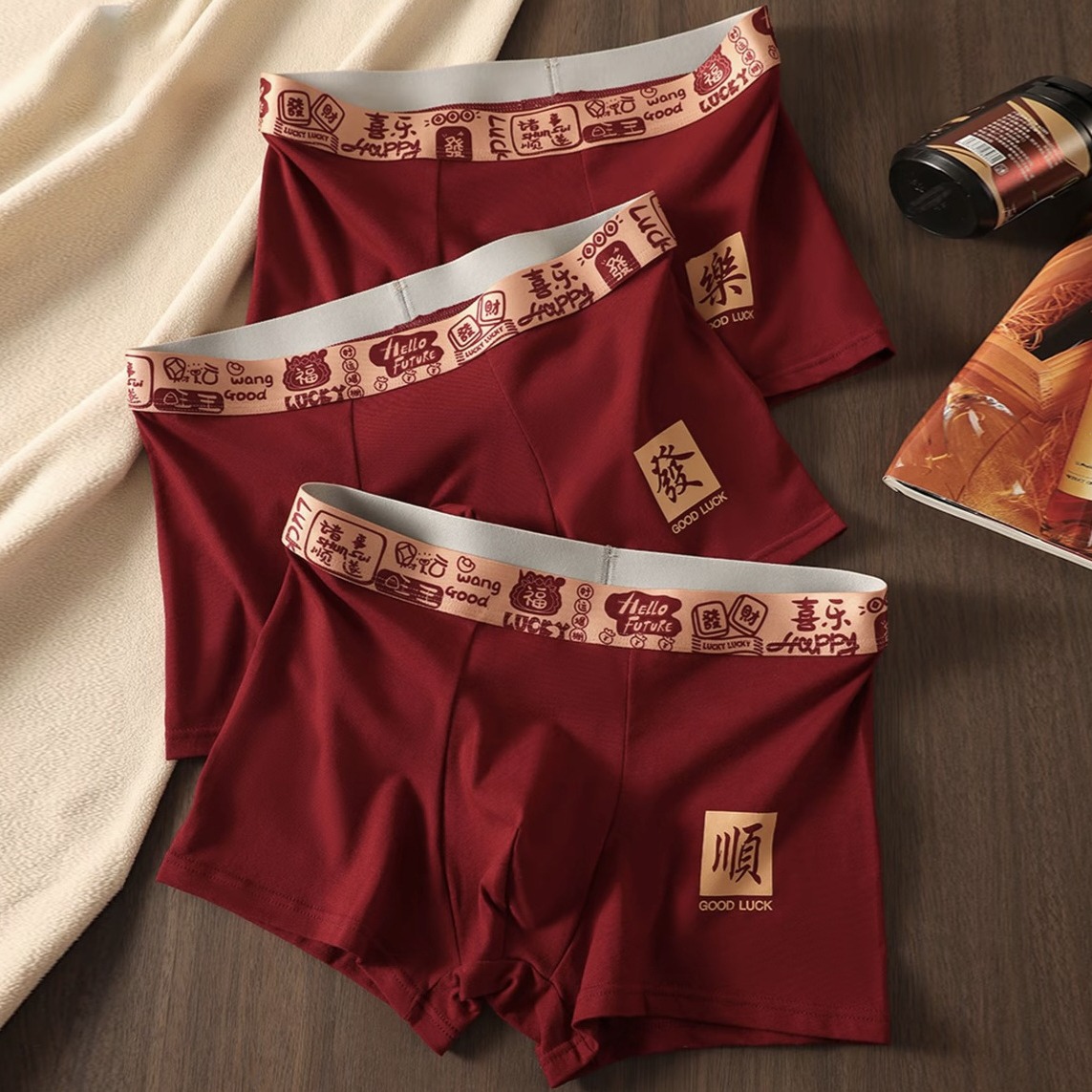 12897021.诗瑞妃（三条）本命年男士内裤男生纯棉大红色新年新款结婚四角短裤青少年平角裤