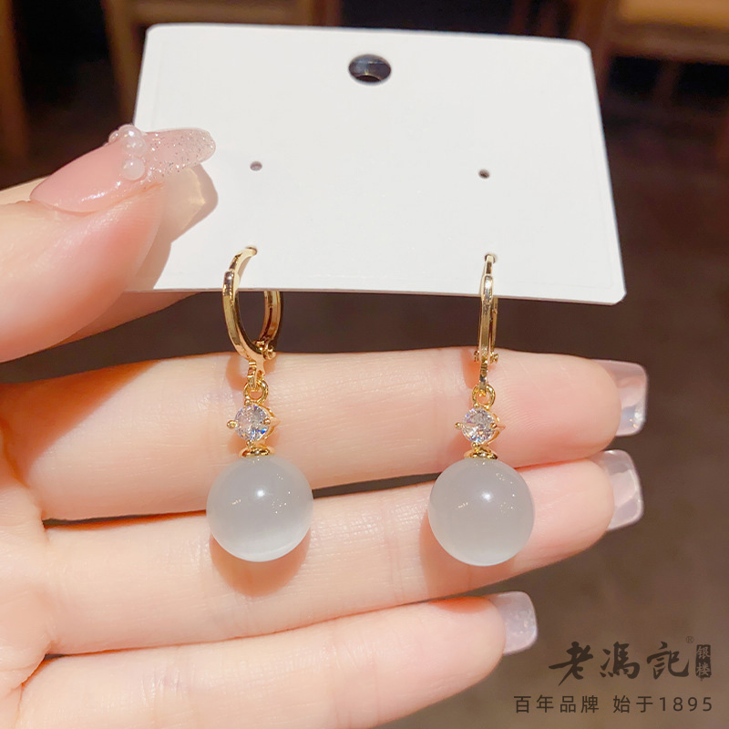 10540982.夏季新款清透时尚猫眼石耳扣小众设计