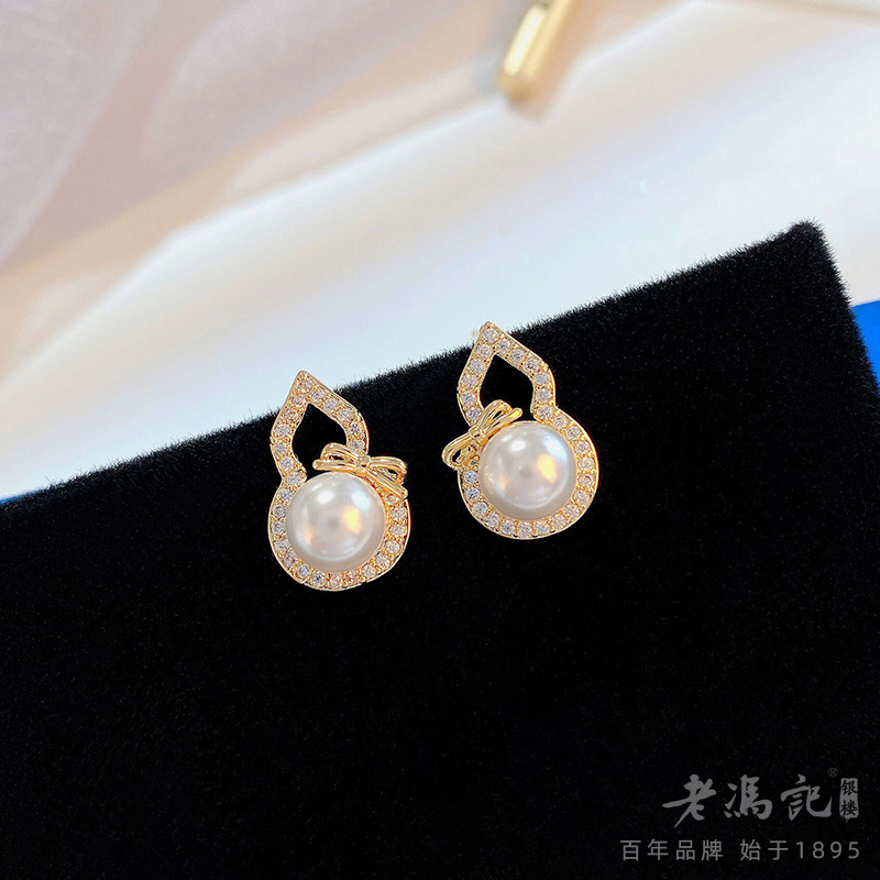 10910145.明星同款蝴蝶结葫芦耳钉小众设计