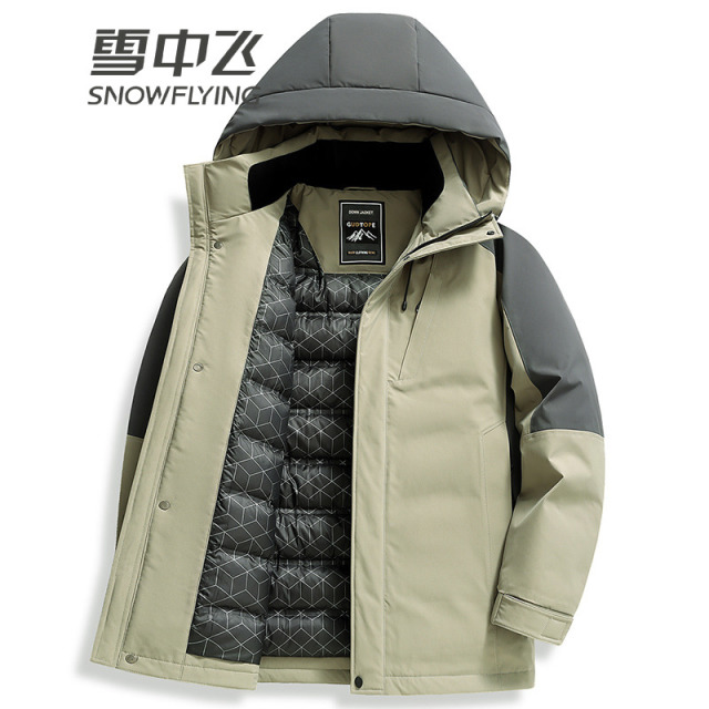 13138482.雪中飞新款男士羽绒服秋冬保暖工装连帽外套休闲潮流男装防寒服