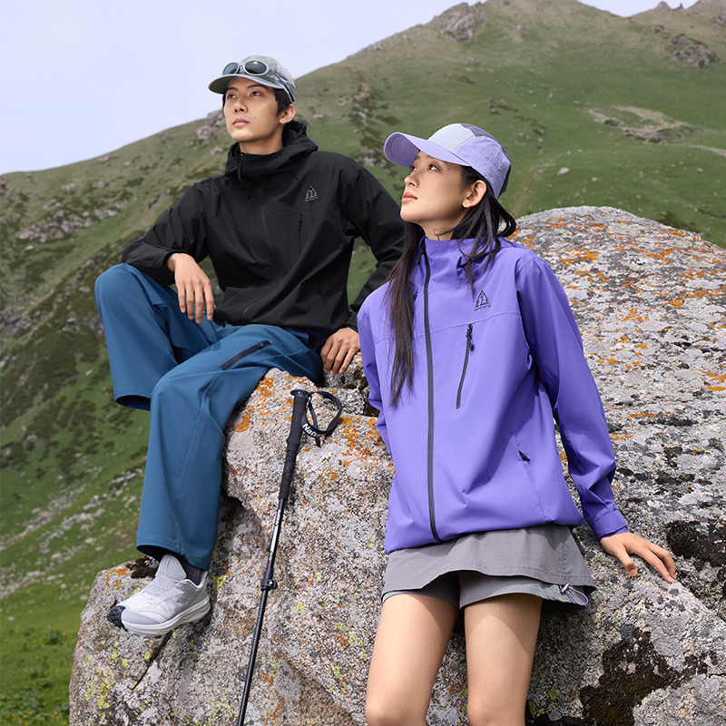 12773476.【防风拒水】361°户外运动户外风衣宽松休闲男女同款单层情侣冲锋衣632533614