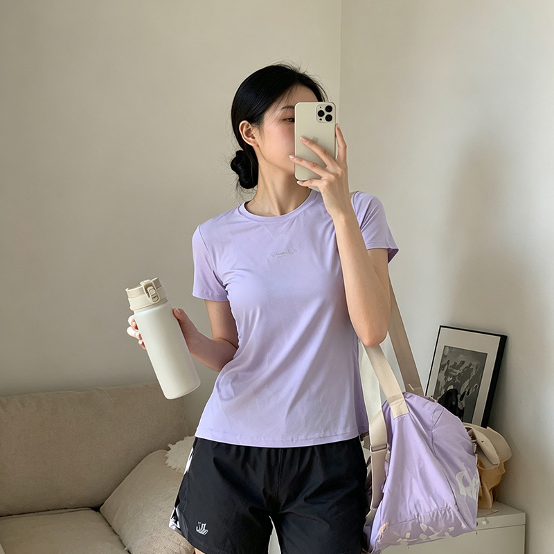 13513432.361°清爽透气女装运动短T休闲圆领短袖562522181