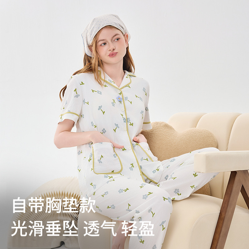 13536588.樱蔓云A类云朵棉带胸垫睡衣女春夏季印花短袖睡衣三件套女士家居服套装