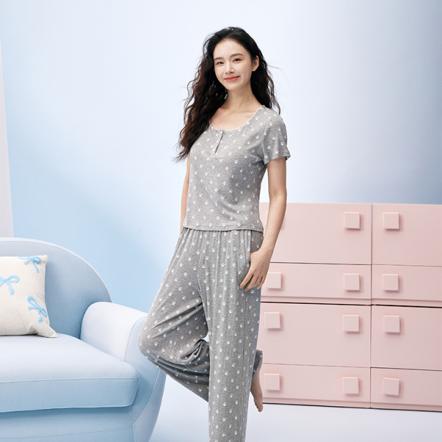 13536387.樱蔓云带胸垫睡衣女猫爪印弹力短袖长裤春夏二件套家居服睡衣套装可外穿