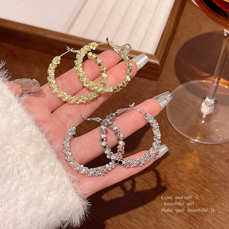 11626732.晶芭莎 碎银子大耳圈耳环轻奢小众夸张圆圈耳环2色可选
