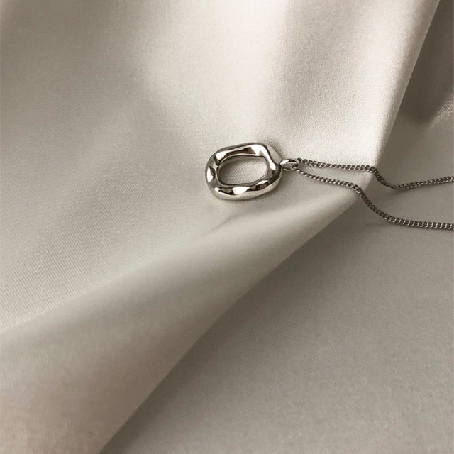 11451961.晶芭莎 日韩个性简约甜甜圈锁骨链新款潮流小众设计项链