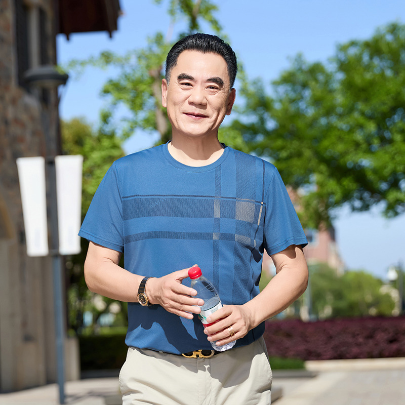 13438887.雄狮爸爸圆领短袖t恤男夏季新款中年男士爸爸装上衣服男装父亲夏装
