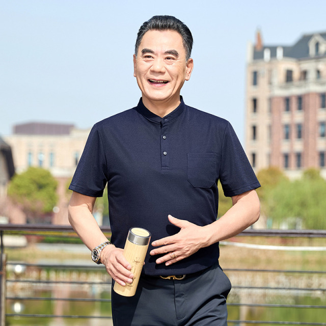 13452566.雄狮2026夏季中老年男士短袖t恤宽松爸爸装汗衫上衣爷爷装