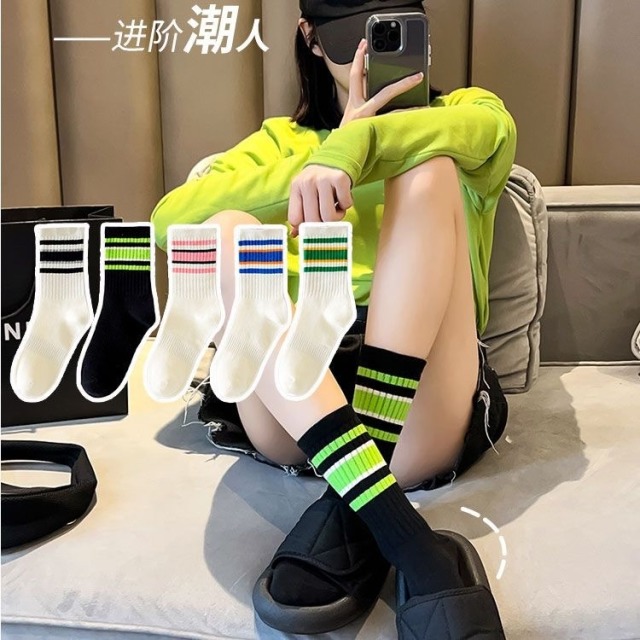 12597816.【10双装】多款可选 春秋冬季款百搭中筒袜ins潮日系撞色袜子