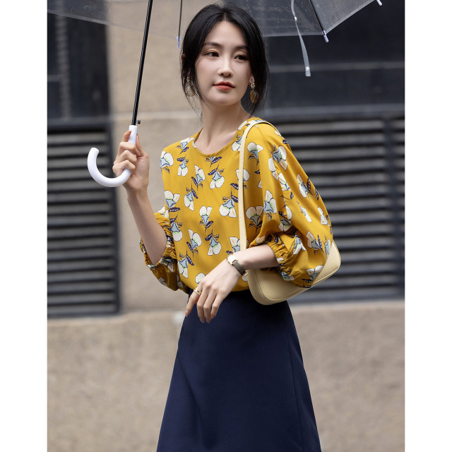 8871754.【漫游城市】夏设计感线条建筑印花衬衫舒滑复合丝花瑶衬衣女上衣