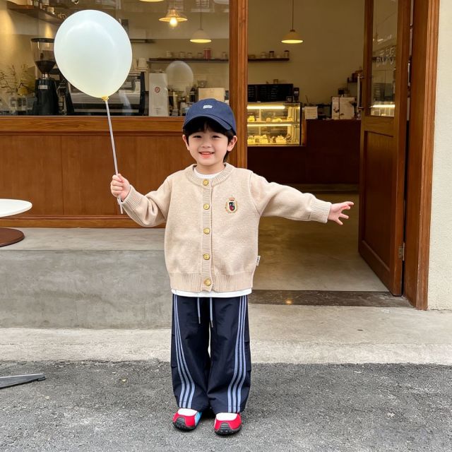 13759143.线缃缘童装上衣秋冬男童针织开衫刺绣毛衣儿童长袖外套长袖开衫上衣