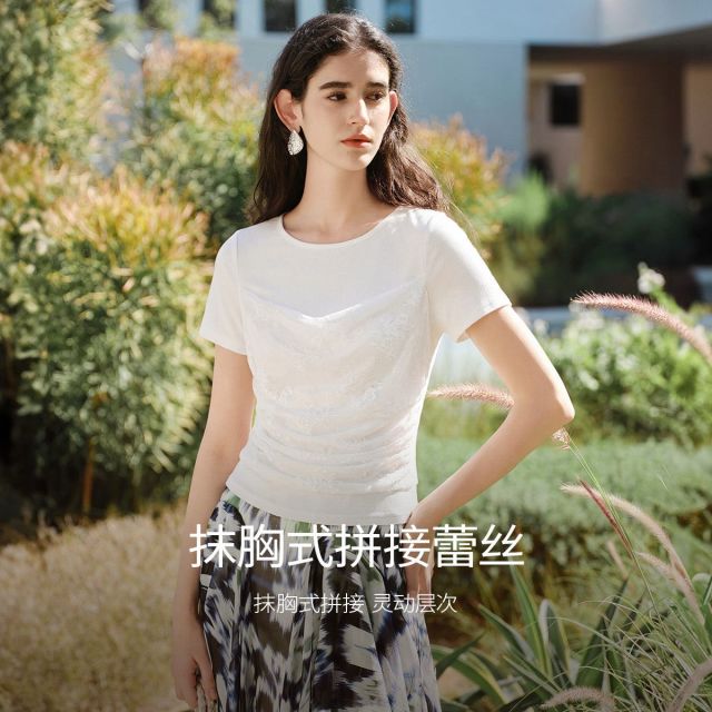 13600369.蕾丝拼接假两件T恤