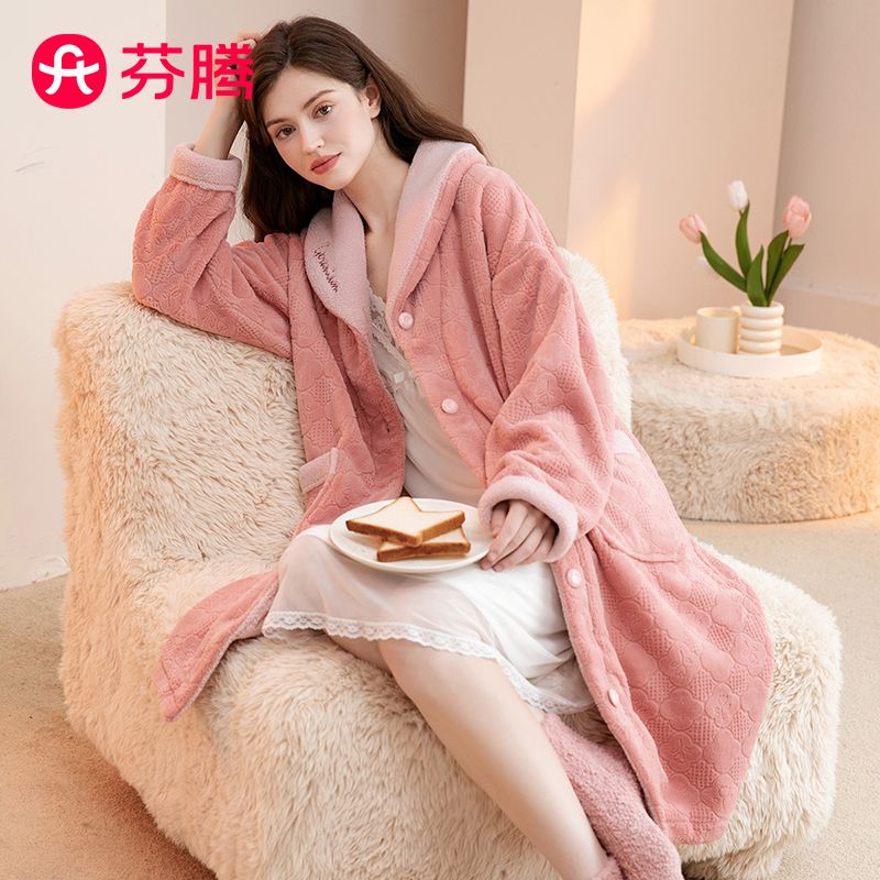 11185971.芬腾【加厚兔兔绒】秋冬新品暖脖翻领法式高级感睡衣女家居服睡袍外穿