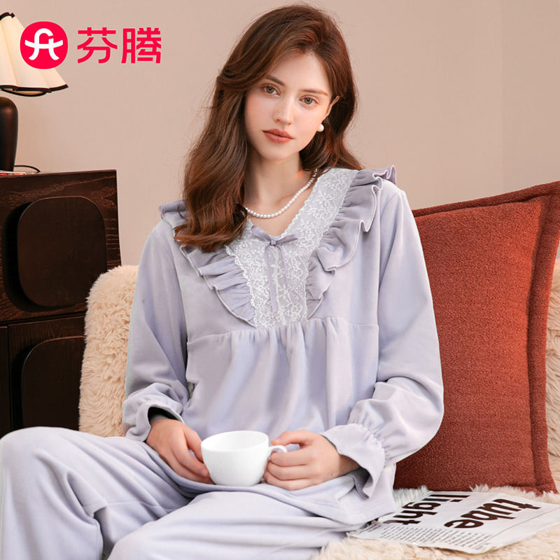 13813002.芬腾【小香风薄绒】秋冬蕾丝V领荷叶边长袖女士家居服优雅睡衣女套装