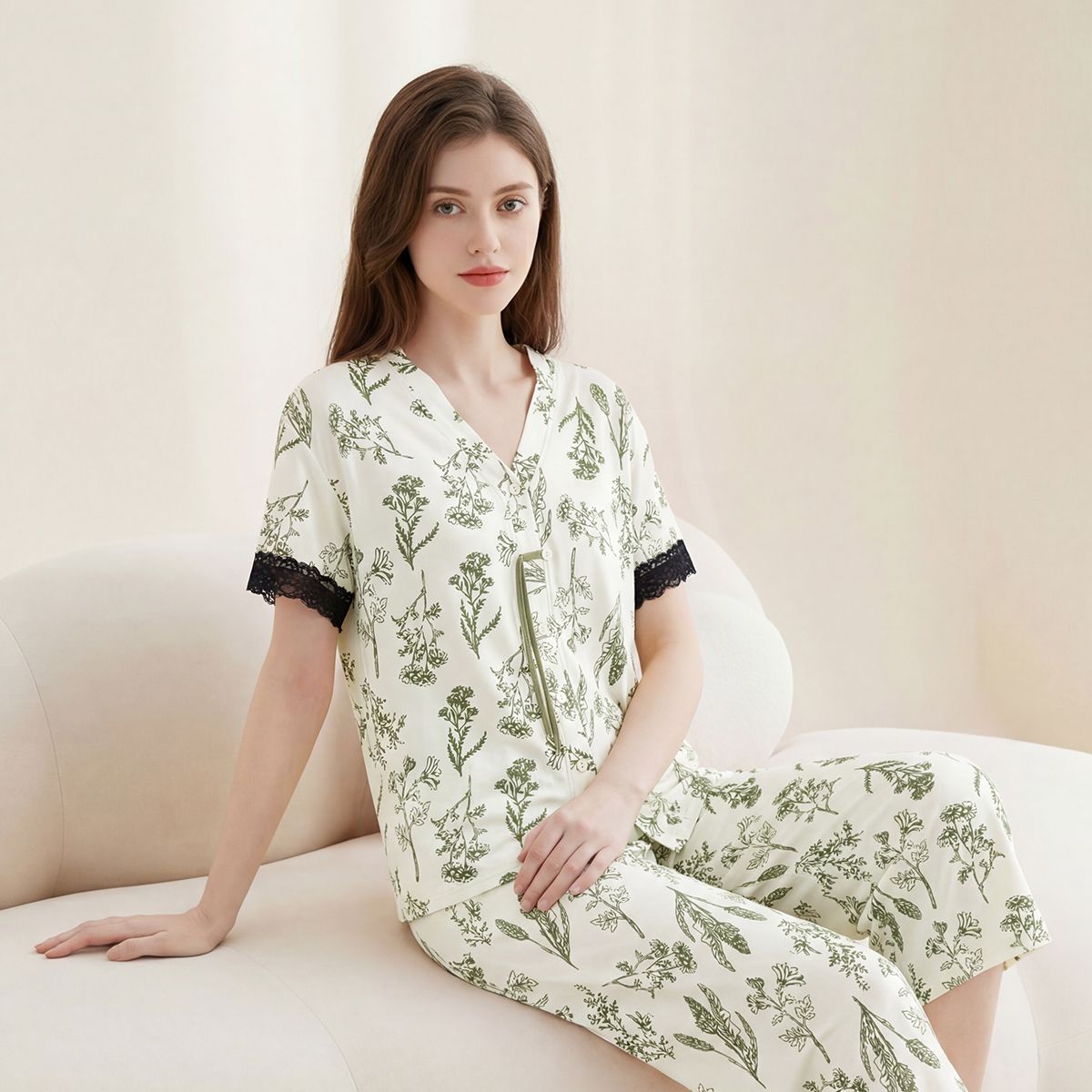 13363859.芬腾【100%纯棉】V领蕾丝优雅花卉短袖七分裤家居服套装女睡衣