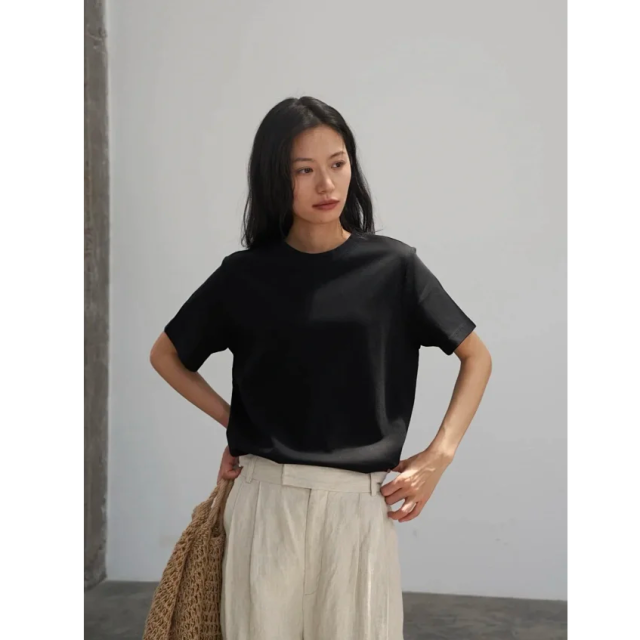 13273250.百*好剪标女士短袖T恤索罗娜面料圆领百搭 纯色简约百搭