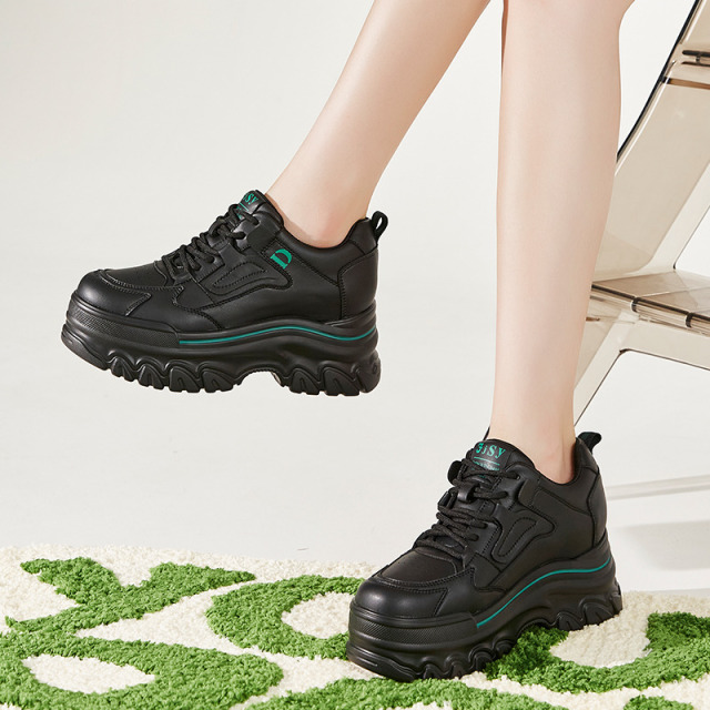 13775205.香香莉小个子厚底系带舒适时尚休闲鞋