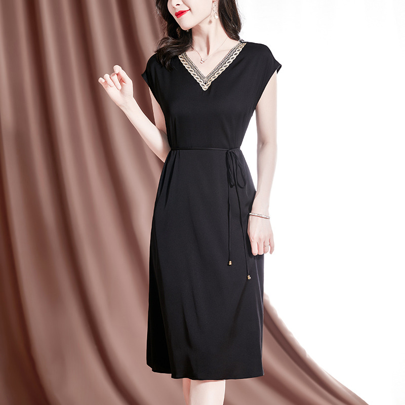 12392025.兽王女士夏季新款V领凉感透气短袖真丝连衣裙