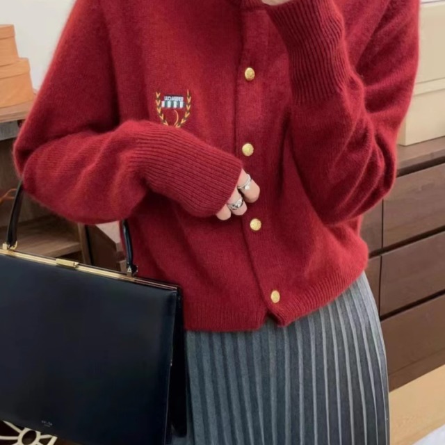 11255750.牧冬羊圆领麦芽徽章刺绣针织短外套