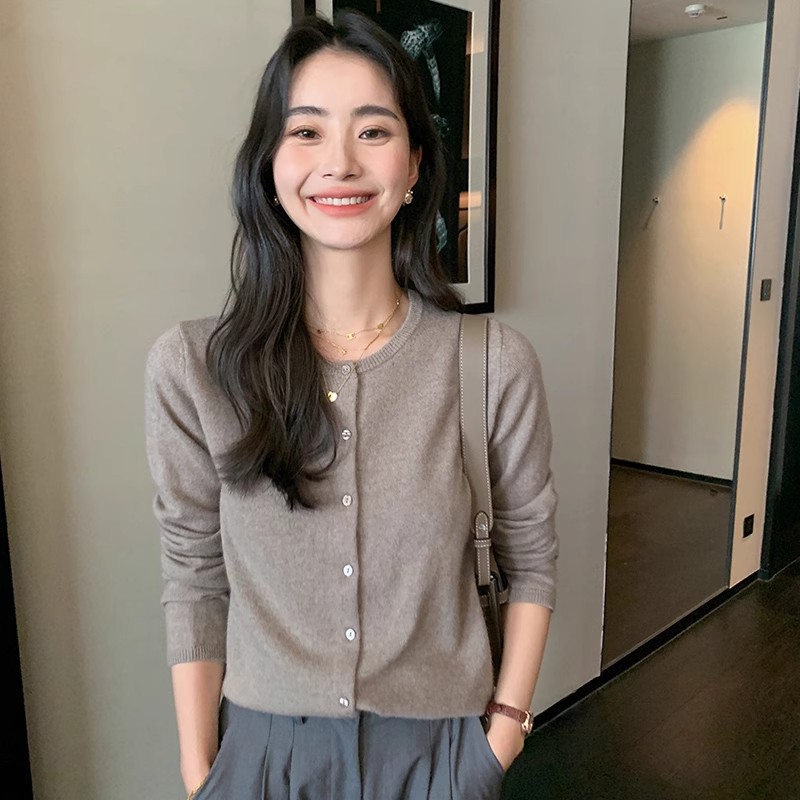 9670446.牧冬羊圆领纯色针织短外套