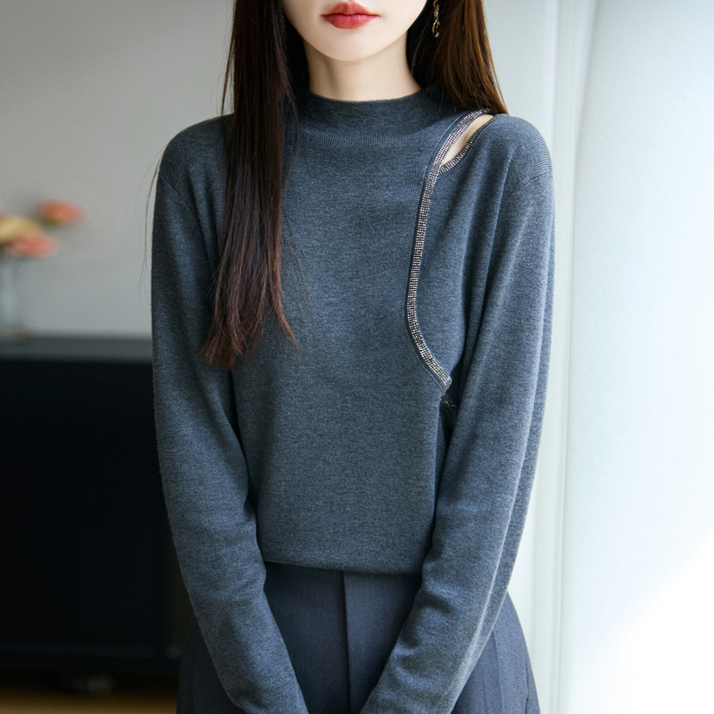 12478907.牧冬羊精纺羊毛漏检细钻针织衫