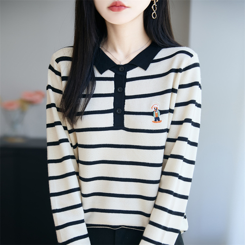12479618.牧冬羊精纺羊毛POLO领条纹刺绣针织衫