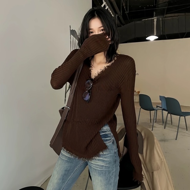 13775703.牧冬羊精纺羊毛须须坑条中长款针织衫